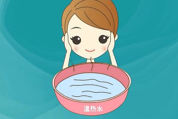 水乳霜怎么调合灌肤
