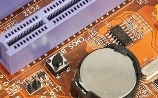 电脑开机cpu转速很慢是咋回事？