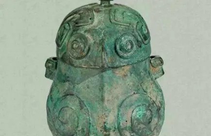 “鸮卣”是什么东西？“鸮卣”是什么朝代的文物？