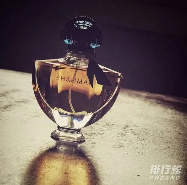 世界十大知名香水品牌大全_最好的香水牌子排名前10