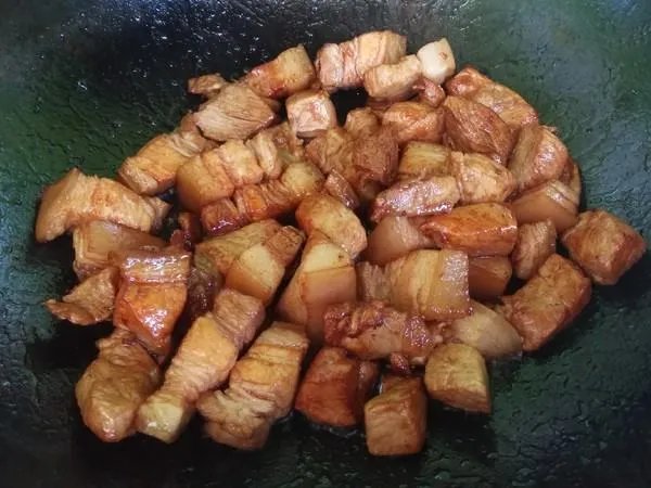 红烧肉怎样做才好吃肥而不腻