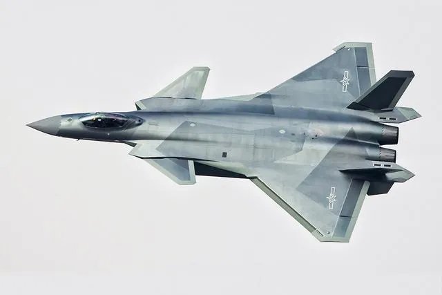 求歼20的高清图，用来做手机壁纸？