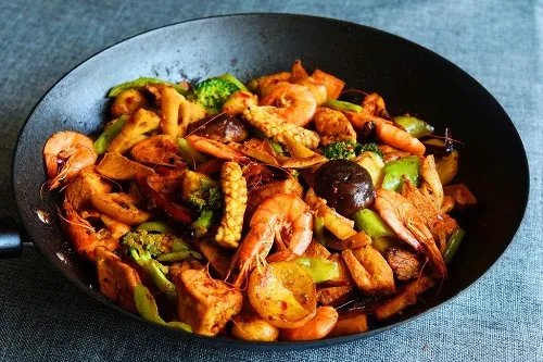 家常麻辣香锅的做法 在家怎么做麻辣香锅才正宗