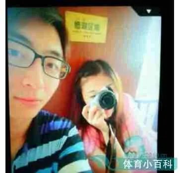 刘也行微博承认的女友是谁 刘也行的父亲做什么的