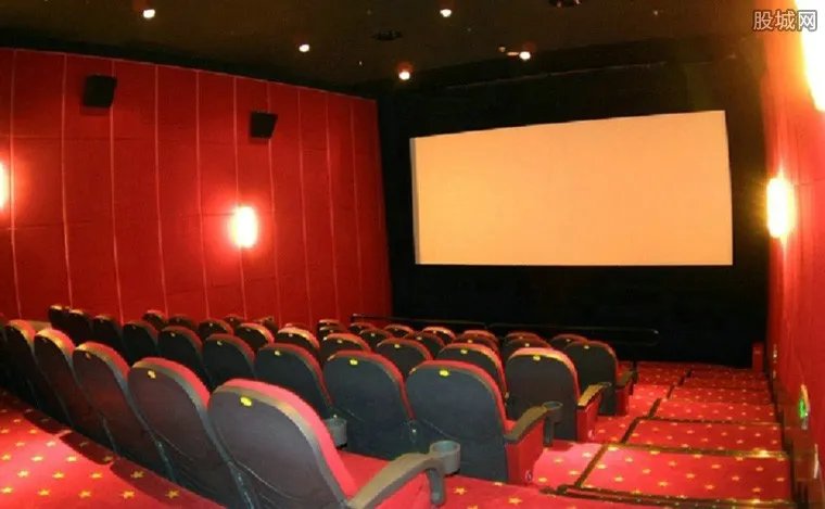 汽车影院投资多少钱 里面蕴藏着大量的商机