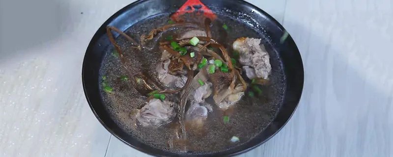 茶树菇老鸭汤的做法 茶树菇煲老鸭汤怎么做