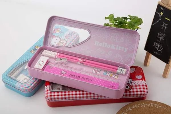 铅笔盒的英文是什么