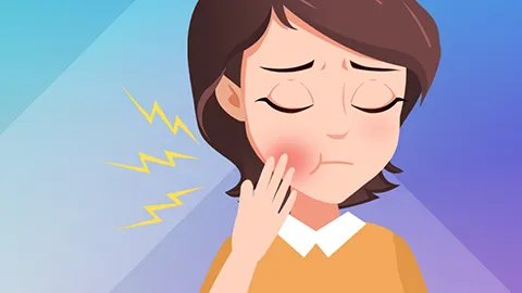 嘴角开裂是什么原因造成的