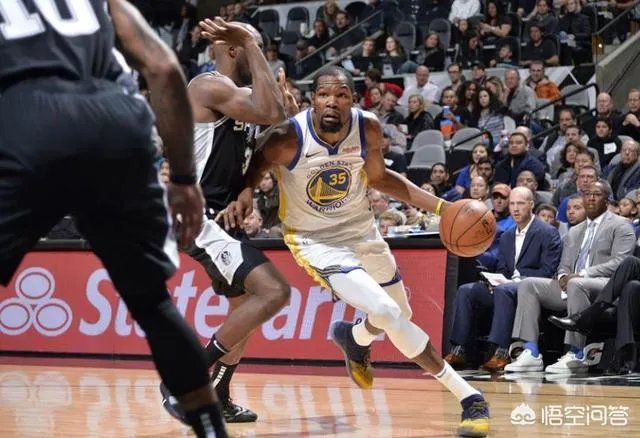 勇士92-104马刺惨遭三连败,你怎么看?