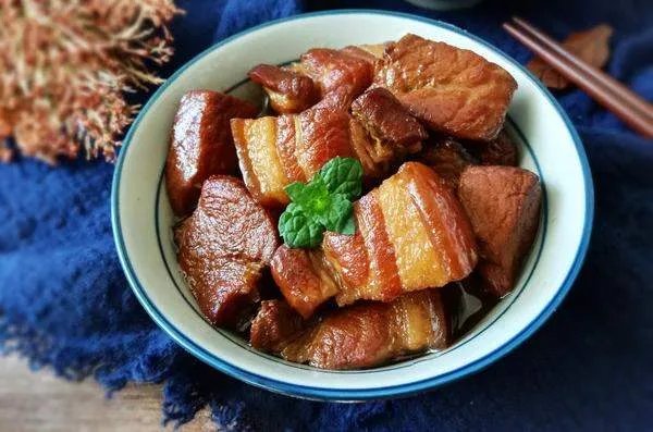 红烧肉怎样做才好吃肥而不腻