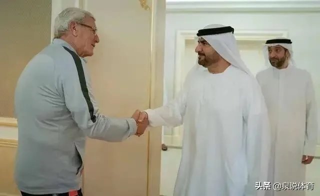 里皮在阿联酋受到当地副酋长的接见，国足为什么这么有面儿？