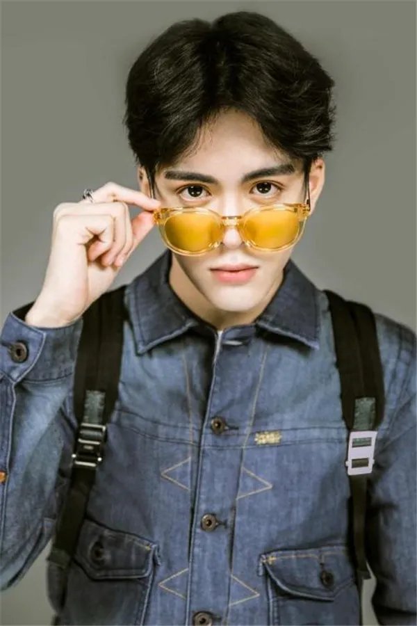 曾舜晞家世遭扒是富二代吗爸爸是谁 曾舜晞是几国混血祖籍是哪里