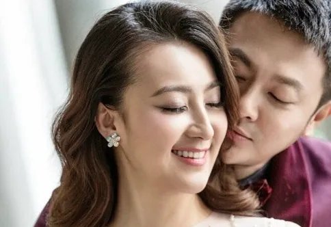 哈琳娜父母什么出身 印小天老婆赵颖燕个人真实资料