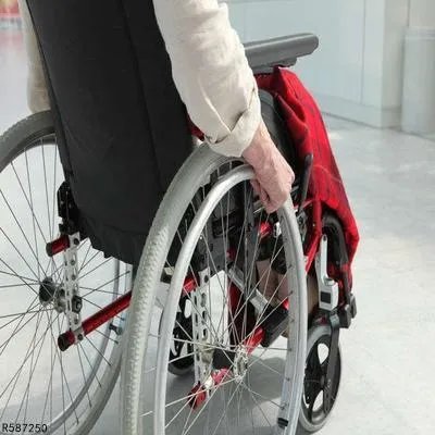 半身不遂怎么引起的