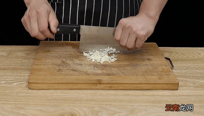 水晶肘子的做法 水晶肘子怎么做好吃