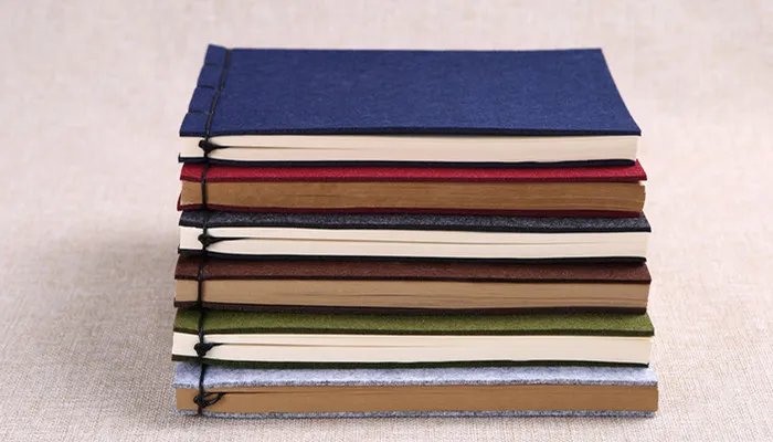 芭蕉不展丁香结同向春风各自愁的意思