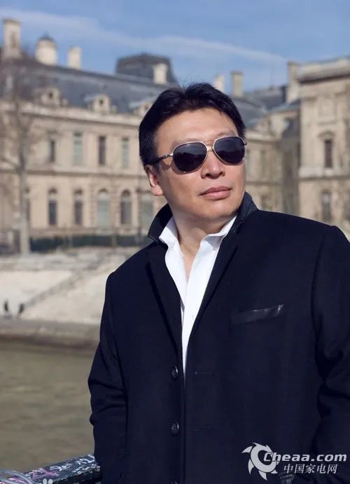 穆小光和范冰冰亲吻照片 穆小光有老婆孩子吗