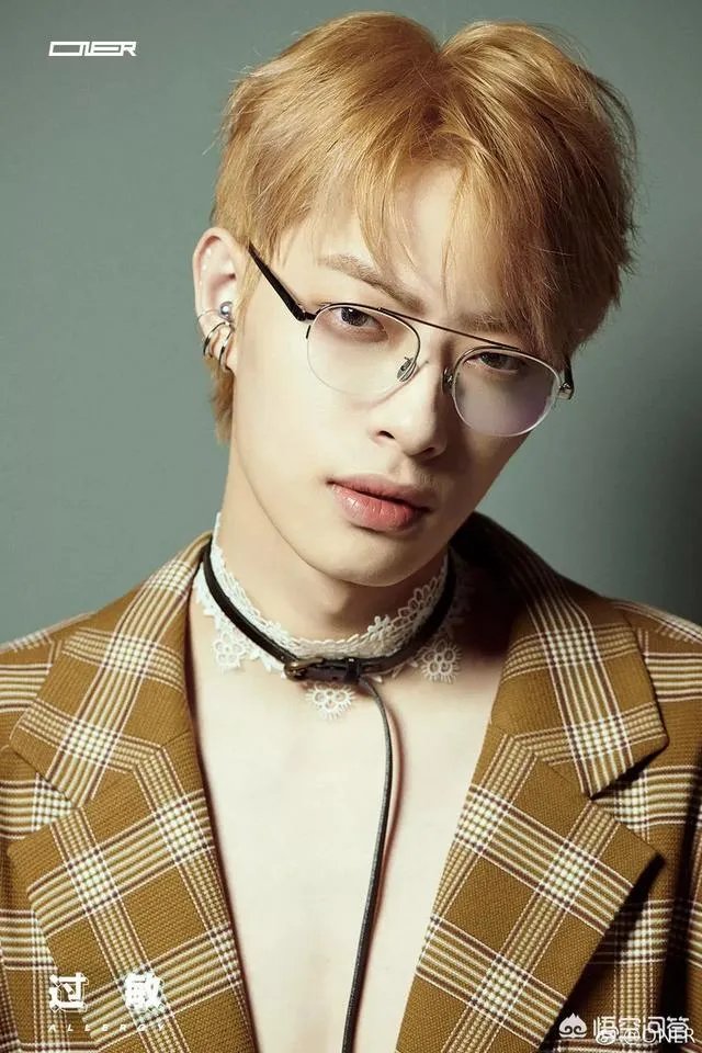 如何看待坤音四子？