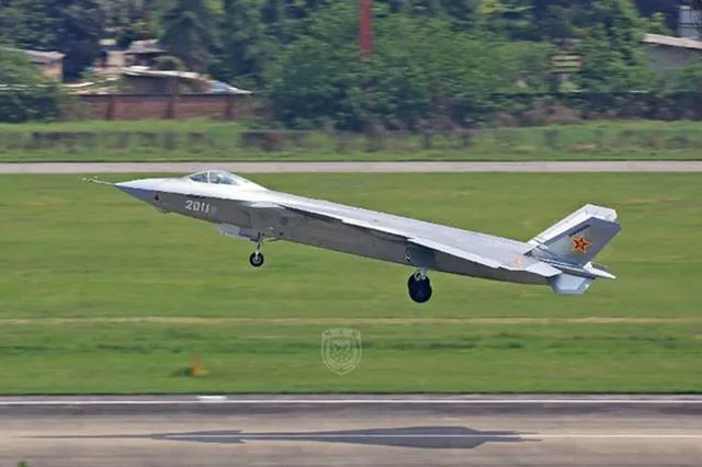 求歼20的高清图，用来做手机壁纸？