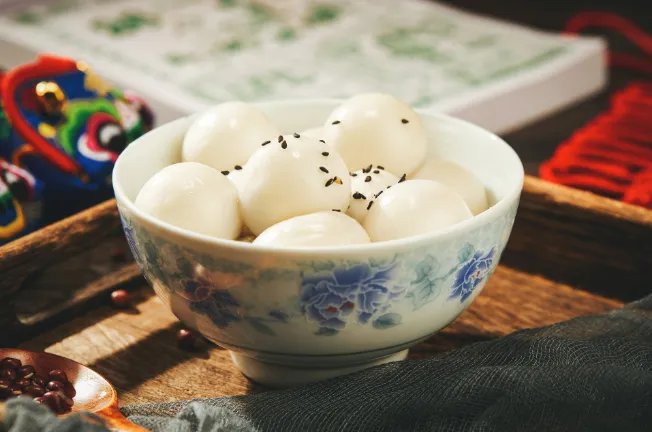 煮汤圆是冷水下锅还是开水下锅 速冻汤圆是冷水下锅吗