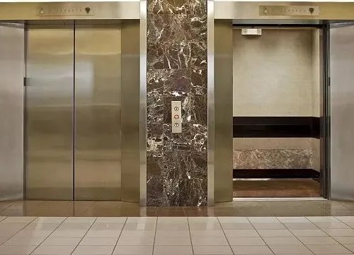 电梯门高度是多少