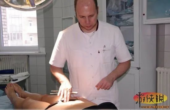 实拍恐怖整形吸脂手术全过程　胆小者慎入！