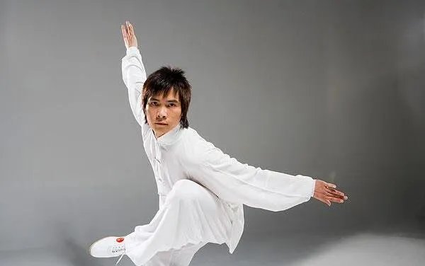 怎样自学练武功:选择适合的武功,花时间练不怕辛苦
