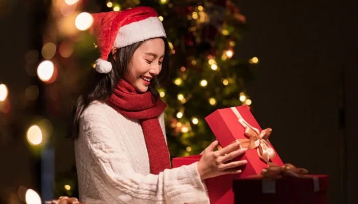 平安夜送女朋友什么礼物好 平安夜送什么礼物给喜欢的人