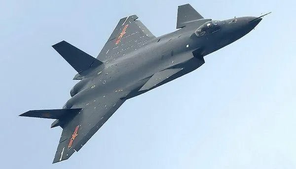 求歼20的高清图，用来做手机壁纸？