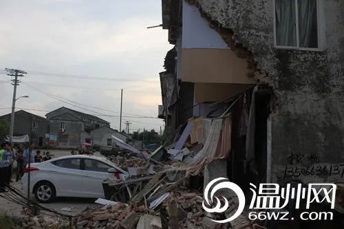 又是无情女司机!开车回家一脚油门撞塌父母房子