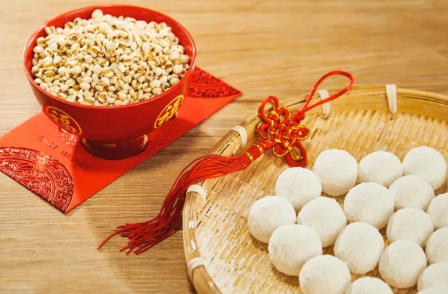 煮汤圆是冷水下锅还是开水下锅 速冻汤圆是冷水下锅吗