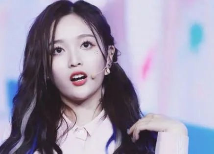 吴宣仪回应素颜被吐槽 吴宣仪为什么要叫小选