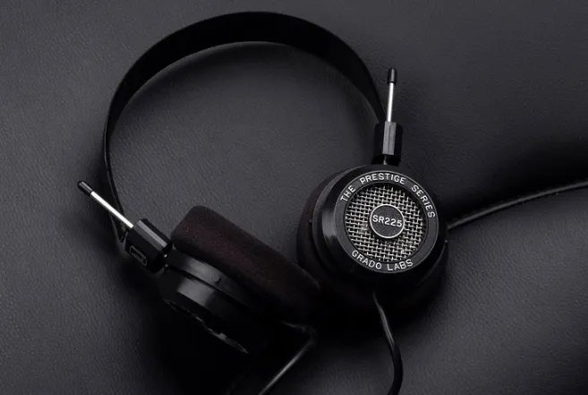 全球四大耳机品牌排行榜 森海塞尔最受欢迎,AKG最为专业