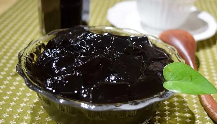 仙草是什么 什么是仙草