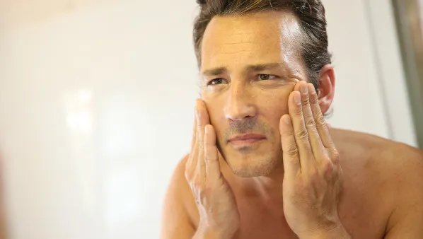 脸上长粉刺怎么办