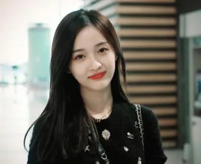 吴宣仪回应素颜被吐槽 吴宣仪为什么要叫小选