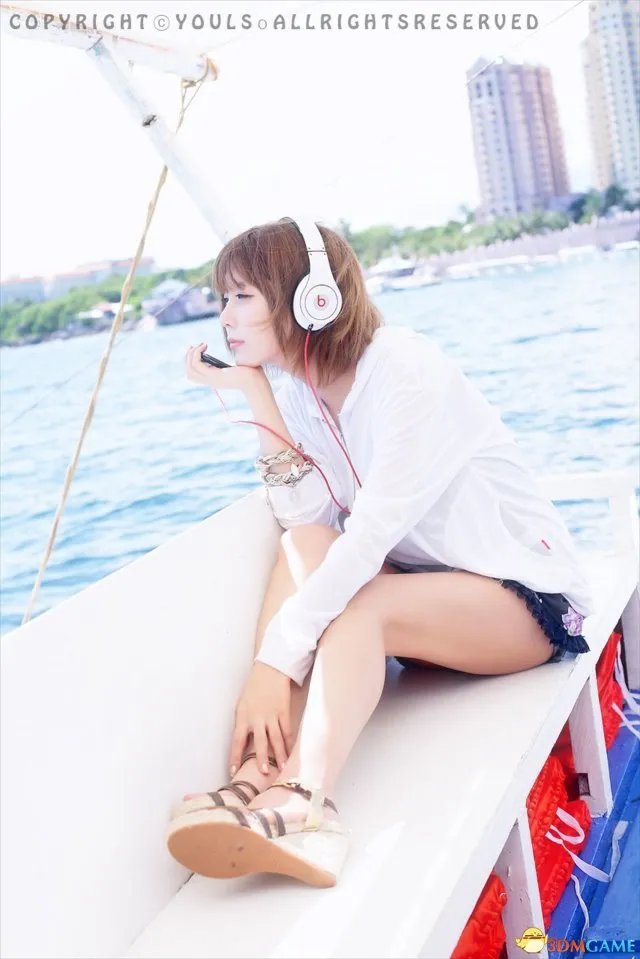 韩国女主播福利美照赏 身材高挑气质高冷爱“吃鸡”