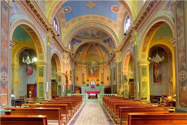 基督教和天主教的区别 基督教与天主教完全是两个形式