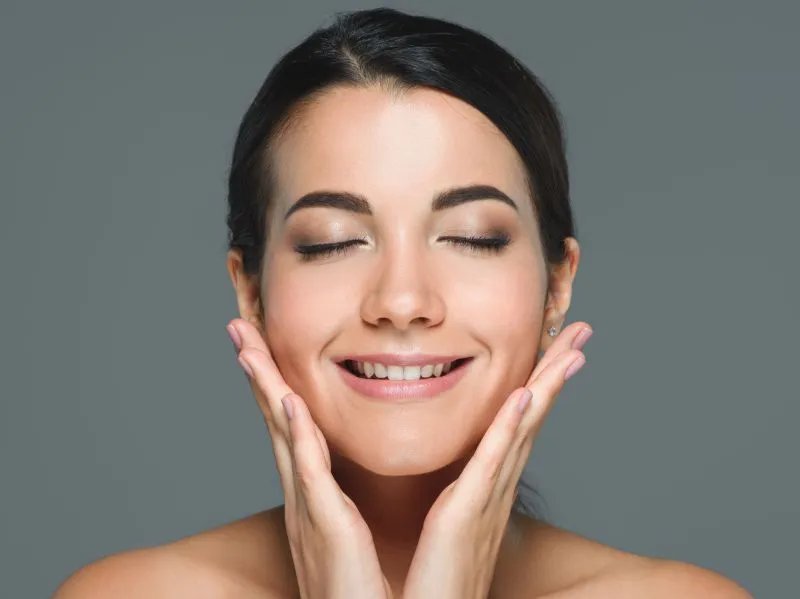 如何用牛奶洗脸