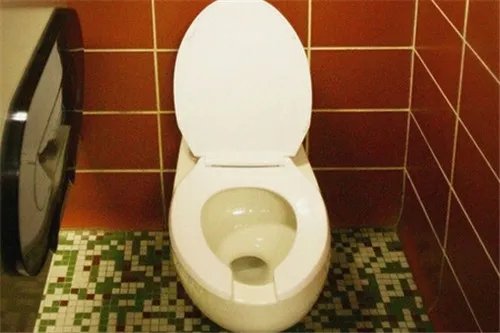 马桶漏水是怎么回事