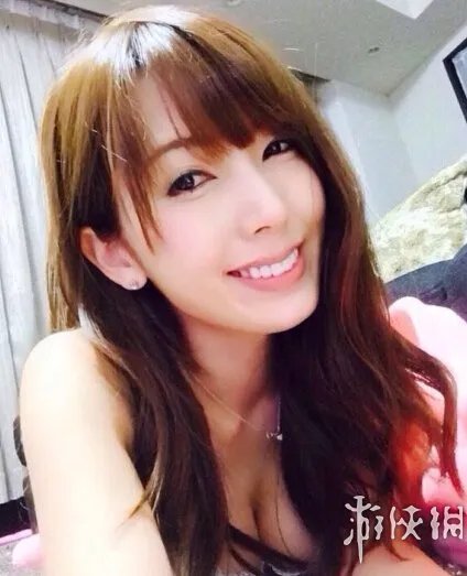 波多野结衣17岁嫩照曝光！身穿学生制服清纯超可爱