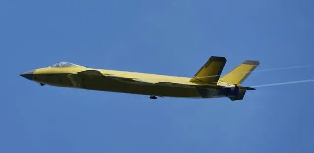 求歼20的高清图，用来做手机壁纸？