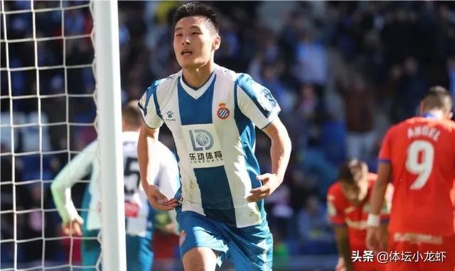 武磊自留洋西甲以来首次落选出战大名单，是否意味着他已经是球队的绝对主力？