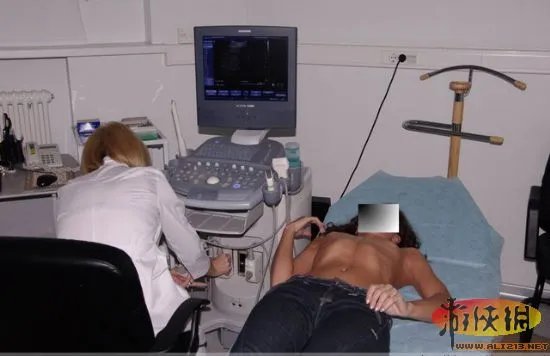 实拍恐怖整形吸脂手术全过程　胆小者慎入！