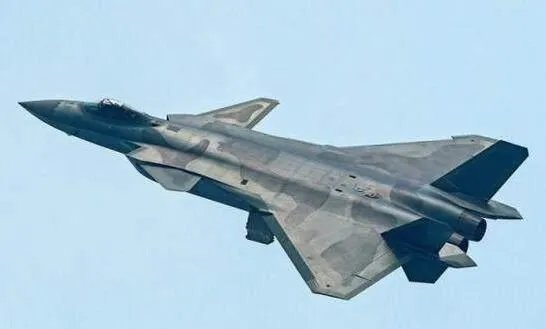 求歼20的高清图，用来做手机壁纸？