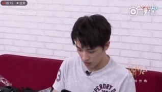 许魏洲护膝里有针，你怎样看待这件事？