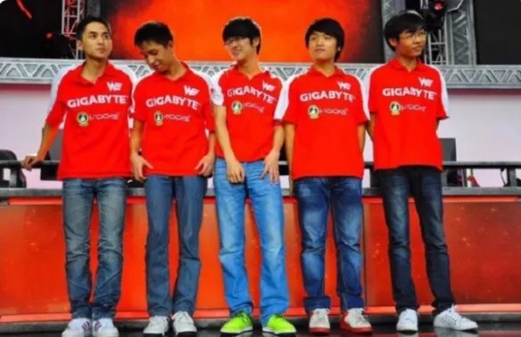 《lol》2023官方历史十大最强战队排名