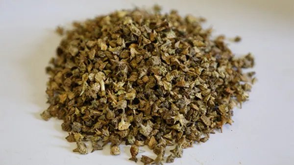 用盐水洗脸可以使肤色明亮？盐水洗脸有什么好处？