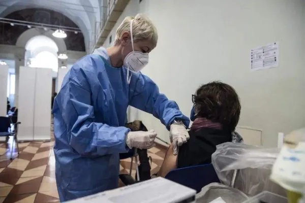 日本发现首例奥密克戎感染病例,感染者有何症状?