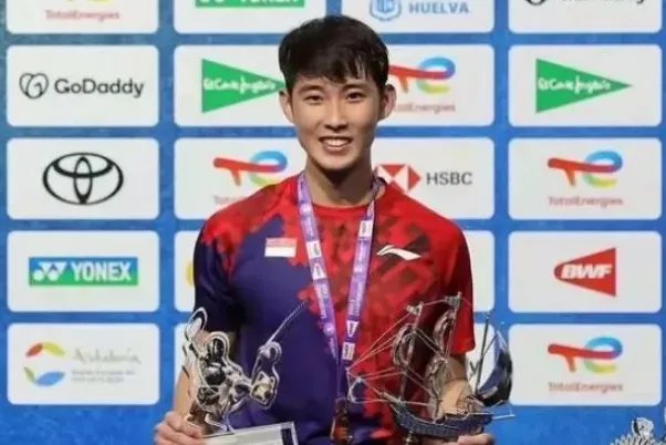 世界羽联男单世界排名前十:昆拉武特排名第三,第一积分破十万